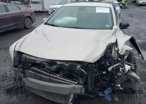 2015 Chevrolet Malibu 1Lt из США, поврежденный, VIN 1G11C5SL8FF106033